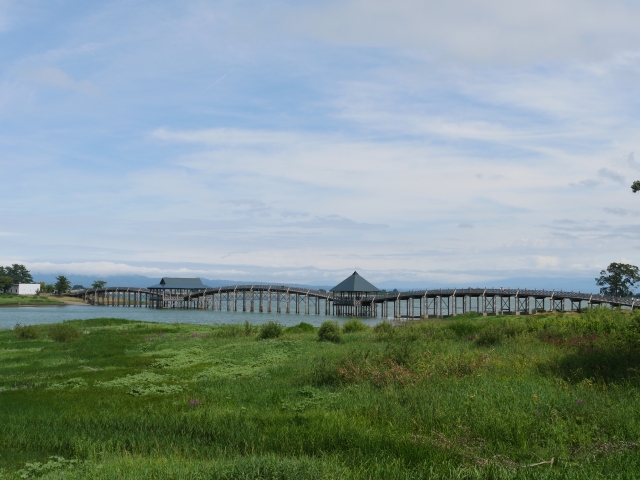 สะพานสึรุโนะไม (鶴の舞橋)
