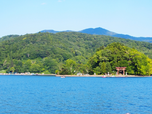 ทะเลสาบโนจิริ (野尻湖)