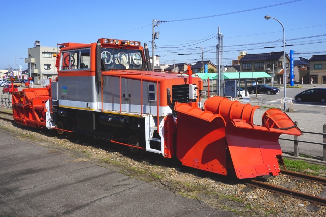 รถไฟกวาดหิมะรัสเซลล์เทรน (宗谷本線のラッセル車)