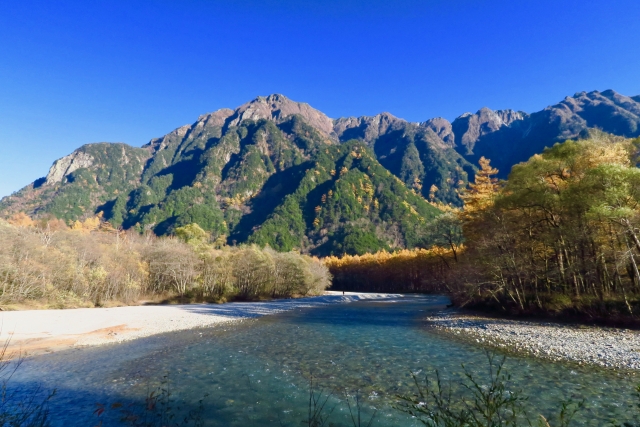 ภูเขายาเกะ (焼岳)