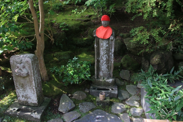 วัดโฮโคะคุจิ (報国寺)
