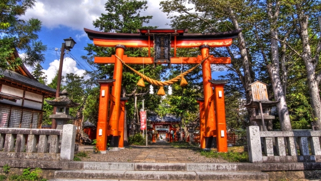 ศาลเจ้าอิคุชิม่าทารุชิม่า (生島足島神社)