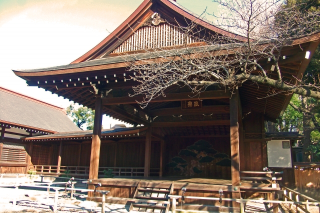 ศาลเจ้ายาสุคุนิ (靖国神社)