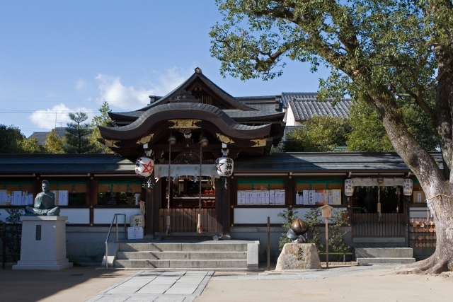 ศาลเจ้าเซเม (晴明神社)