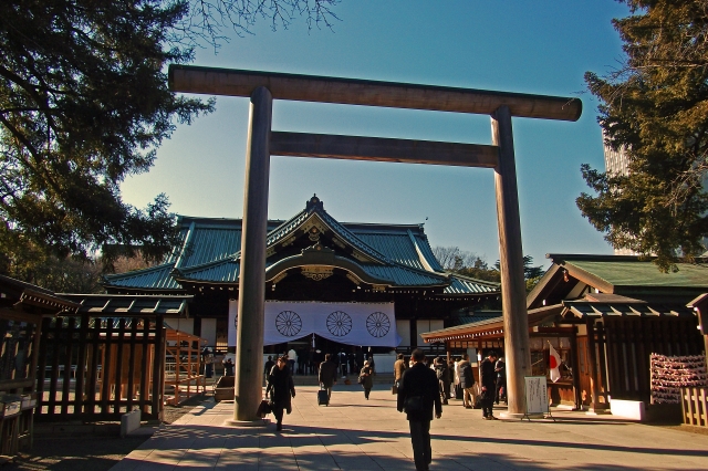 ศาลเจ้ายาสุคุนิ (靖国神社)