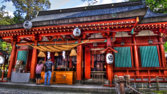 ศาลเจ้าอิคุชิม่าทารุชิม่า (生島足島神社)